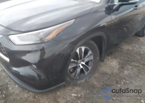 2024 Toyota Highlander Xle z USA, uszkodzony, nr VIN 5TDKDRAH5RS534899